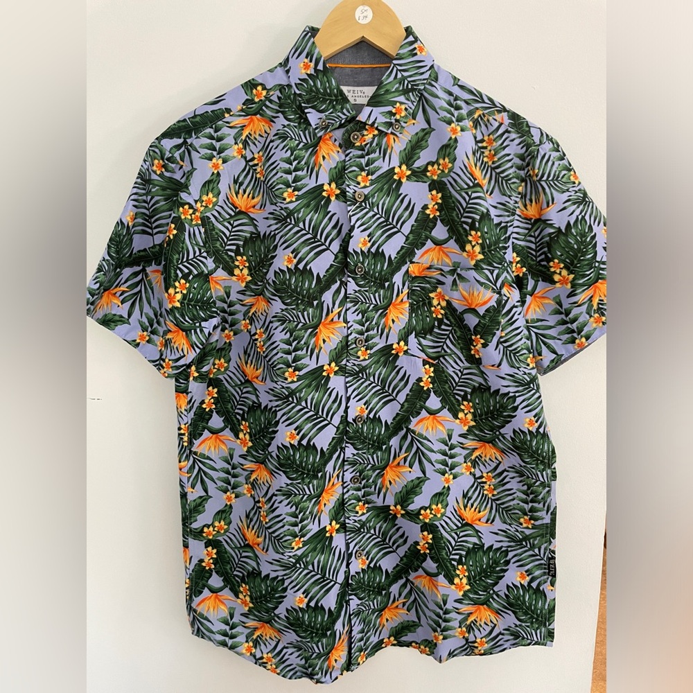 WEIV Men Floral Hawaiian Shirt Small Lightweight Tropical Surf Resort Wear NEW